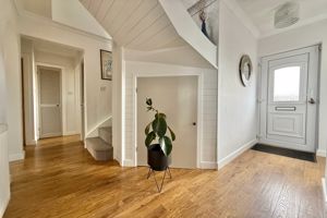 Entrance Hall- click for photo gallery